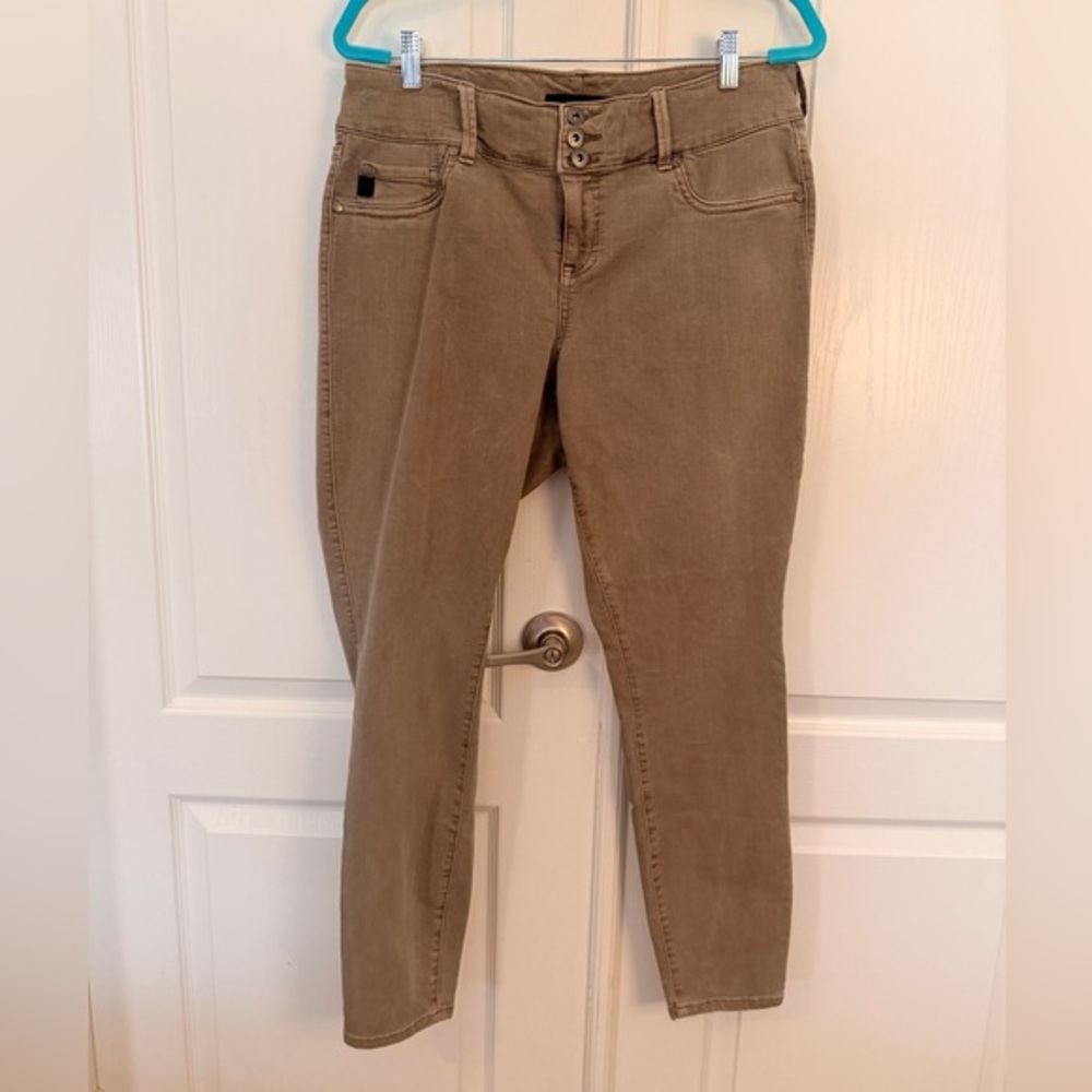 TORRID 16R Taupe Olive Tan Stretch Skinny Jeans